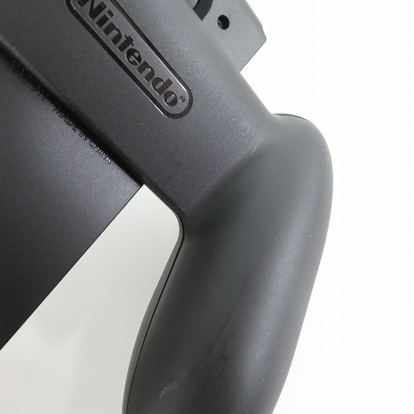 実際に弊社で買取させて頂いた任天堂 Nintendo Switch/ニンテンドースイッチ Joy-Con ホワイト HAC-015/016 グリップ付き【簡易動作確認済】の画像 6枚目