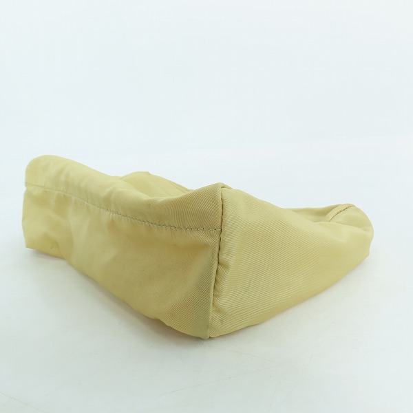 実際に弊社で買取させて頂いたPRADA/プラダ 三角プレート LAMPO/ランポジップ ナイロンポーチ/アクセサリーポーチの画像 2枚目