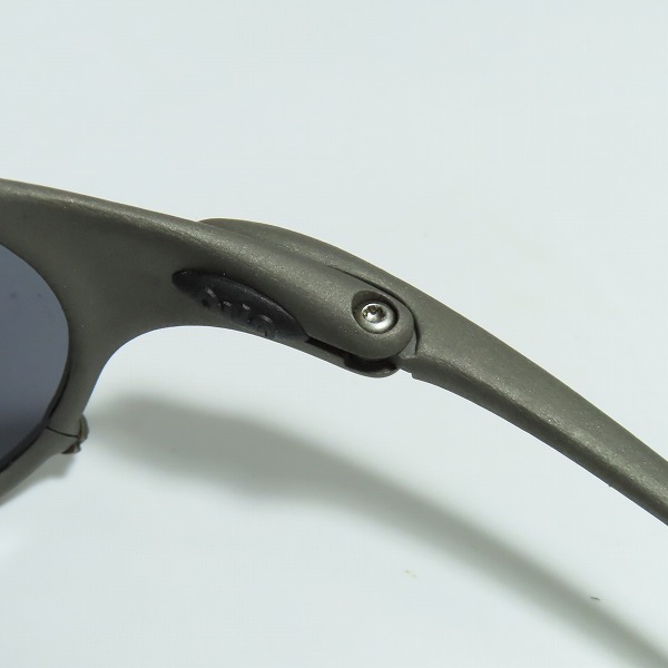 実際に弊社で買取させて頂いたOAKLEY/オークリー MARS/マーズ X-METAL/エックスメタル サングラス/アイウェア M018929の画像 4枚目