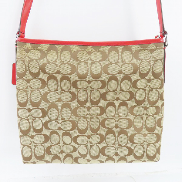 実際に弊社で買取させて頂いたCOACH/コーチ シグネチャー ショルダーバッグの画像 1枚目
