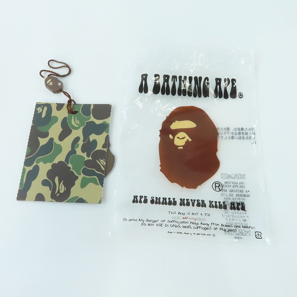 実際に弊社で買取させて頂いた(2)【未開封】BE@RBRICK×A BATHING/ベアブリック×エイプ 100％ BAPE PLAY ホワイト 2011 サマーキャンペーン ノベルティの画像 8枚目