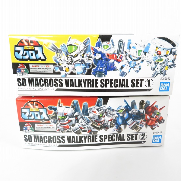 実際に弊社で買取させて頂いた【未組立】BANDAI/バンダイ SDマクロス バルキリースペシャルセット1,2 2点セット/プラモデルの画像 3枚目