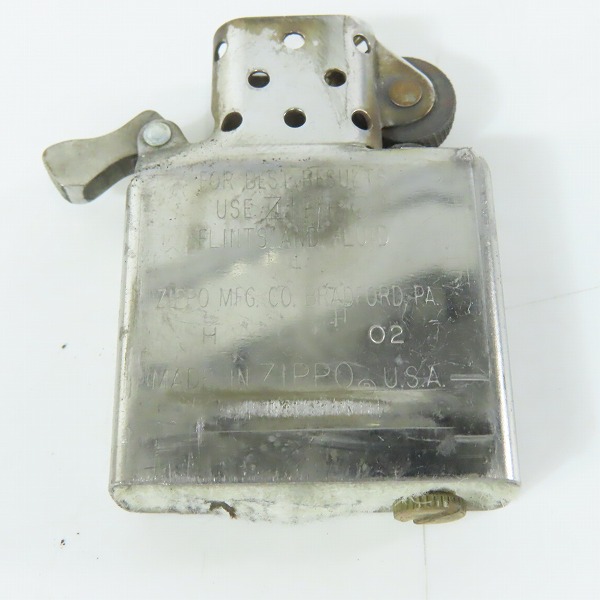 実際に弊社で買取させて頂いたZIPPO/ジッポー ZERO HALLIBURTON ゼロハリバートン シルバーカラー 2002年製の画像 5枚目