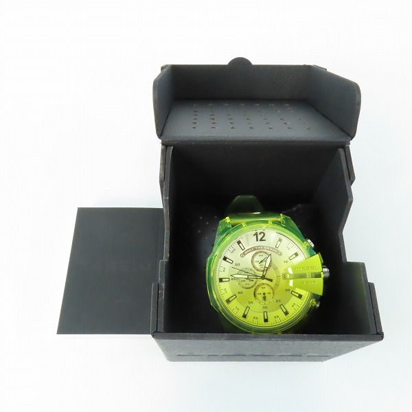 実際に弊社で買取させて頂いたDIESEL/ディーゼル メガチーフ クロノグラフ DZ-4532 腕時計/ウォッチ【動作未確認】の画像 6枚目