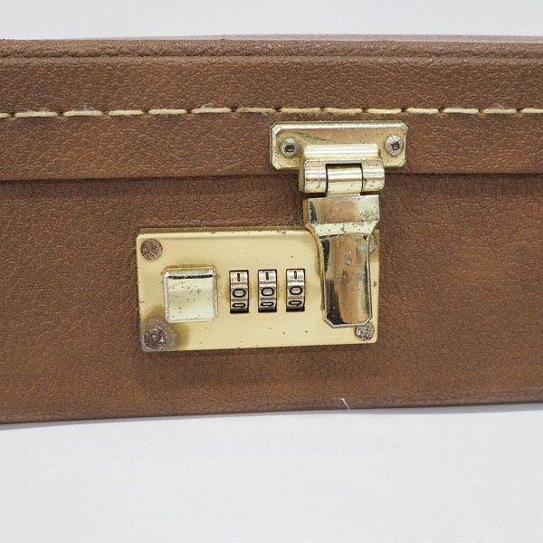 実際に弊社で買取させて頂いた★Gibson/ギブソン SGタイプ エレキギター用 純正ハードケース ブラウンの画像 2枚目