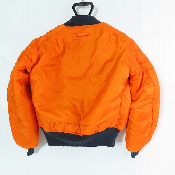 実際に弊社で買取させて頂いたAlpha Industries/アルファ インダストリー リバーシブル フライトジャケット MA-1 MIL-J-82790J/Sの画像 3枚目