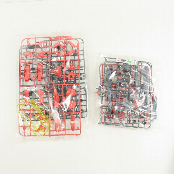 実際に弊社で買取させて頂いた【未組立】BANDAI/バンダイ HG 1/144 機動戦士ガンダム0083 AGX-04 ガーベラ・テトラの画像 1枚目