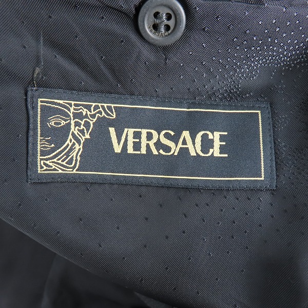 実際に弊社で買取させて頂いたVersace/ヴェルサーチ ウール テーラードジャケット の画像 2枚目