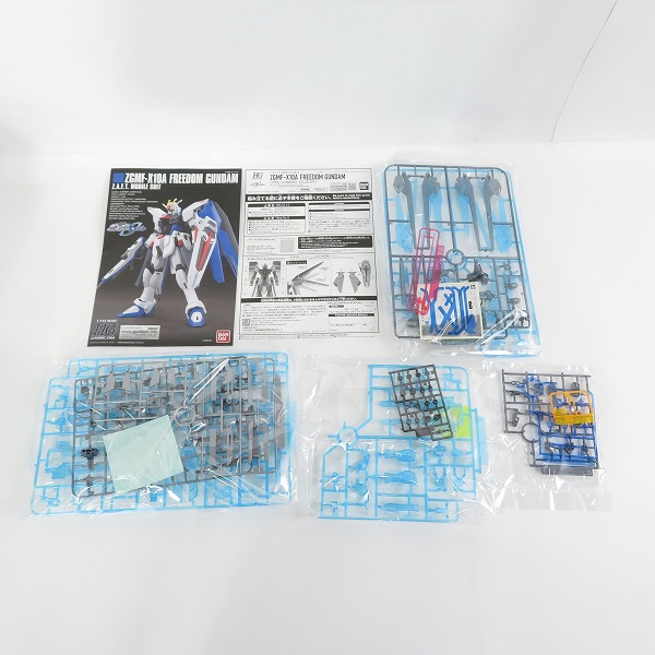 実際に弊社で買取させて頂いた【未組立含】西川貴教 with t.komuro FREEDOM 完全生産限定盤 CD + HG 1/144 フリーダムガンダム ポラライズドクリア/SEEDの画像 8枚目