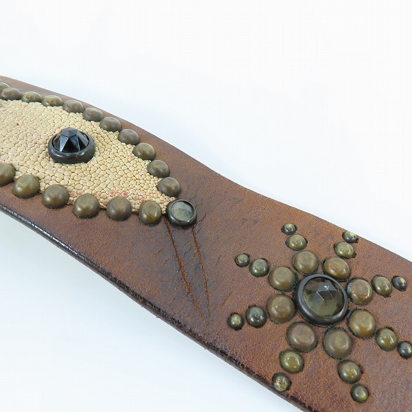 実際に弊社で買取させて頂いたHollywood Trading Company /HTC/エイチティーシー ソリッド ブラス バックル スタッズ/ストーン レザーベルトの画像 6枚目