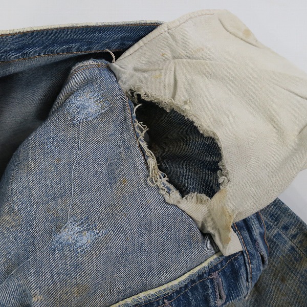 実際に弊社で買取させて頂いた【難あり】LEVI'S/リーバイス ヴィンテージ 501 刻印8 セルビッジ シングルステッチ ボタンフライ デニムパンツ の画像 5枚目