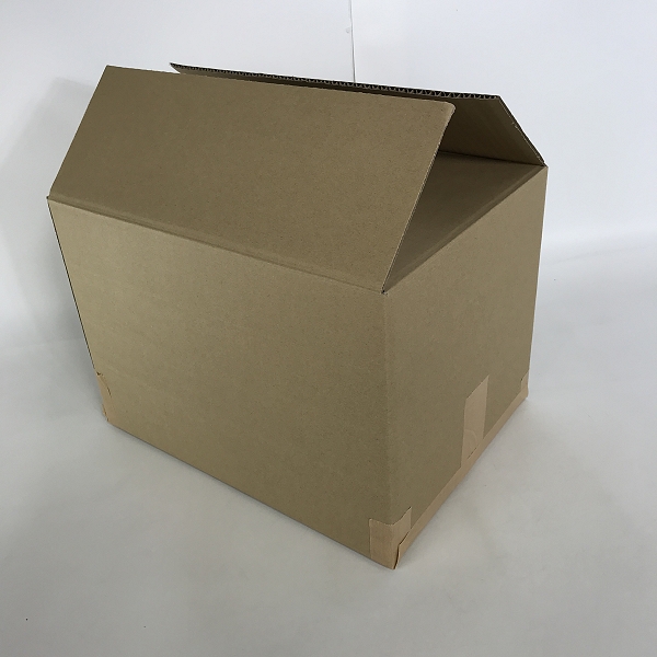 実際に弊社で買取させて頂いた【おまとめ】アディダス/プーマ/アンダーアーマー 他 Tシャツ/パーカー/ロンT 等の画像 2枚目