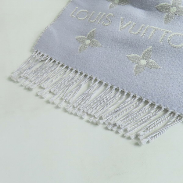 実際に弊社で買取させて頂いたLouis Vuitton/ルイヴィトン  LV エセンシャル シャイン フリンジ マフラー M78895の画像 2枚目