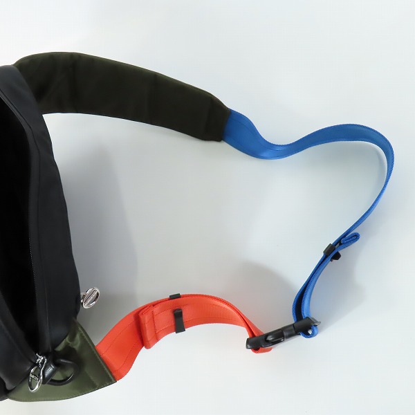 実際に弊社で買取させて頂いたDIESEL/ディーゼル リサイクルナイロン カラーブロック ボディバッグ/ショルダーバッグの画像 6枚目