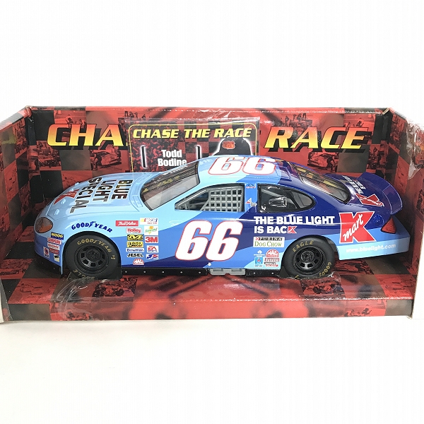 実際に弊社で買取させて頂いたRACING CHAMPIONS/レーシングチャンピオン NASCAR COLLECTOR'S SERIES 1/24 ダイキャスト レプリカ ミニカー 2点セットの画像 1枚目