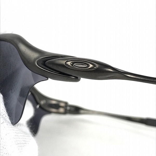 実際に弊社で買取させて頂いたOAKLEY/オークリー ROMEO2/ロメオ2 カーボン サングラス/アイウェアの画像 6枚目