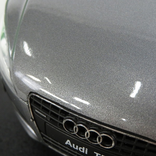実際に弊社で買取させて頂いたWELLY/ウィリー 1/18 Audi TT Roadster/アウディ TT ロードスター ソフトトップ グレー/ミニカーの画像 6枚目