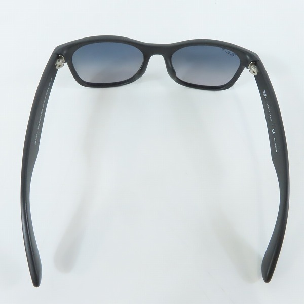 実際に弊社で買取させて頂いたRay-Ban/レイバン NEW WAYFARER/ニューウェイファーラー 偏光レンズ サングラス/アイウエア RB2132-F 601-S/78の画像 2枚目