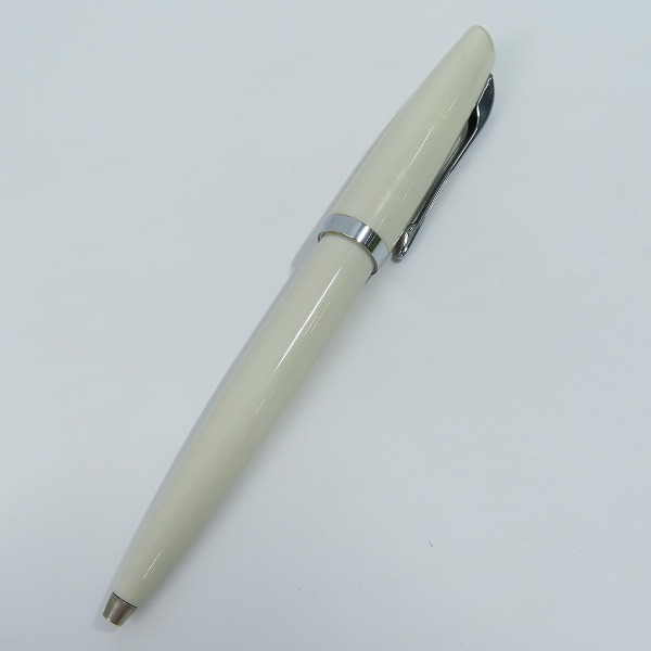 実際に弊社で買取させて頂いたAURORA/アウロラ スタイル ボールペン ホワイトクリーム