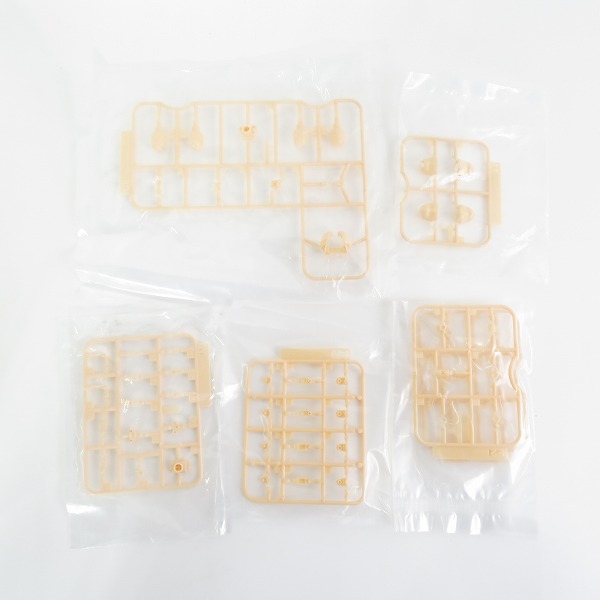 実際に弊社で買取させて頂いた【未組立】ボークス ブロッカーズ FIORE/フィオーレ ドラセナ＆ネビュラ/プラモデルの画像 2枚目