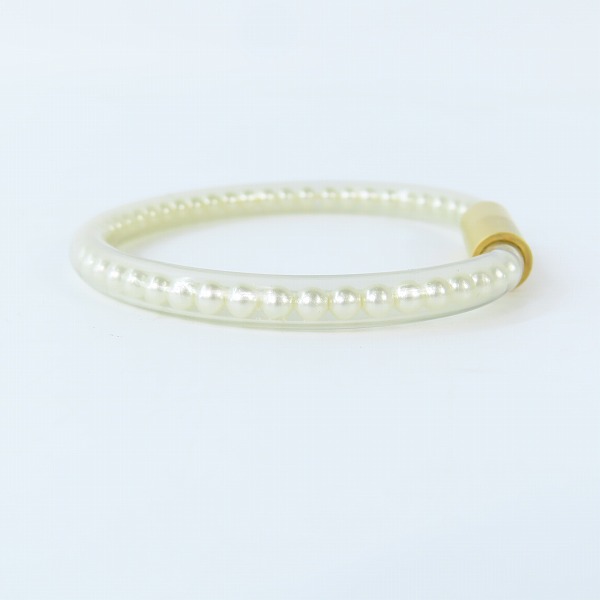 実際に弊社で買取させて頂いたCHANEL/シャネル チューブブレスレット フェイクパール 00 Sの画像 3枚目