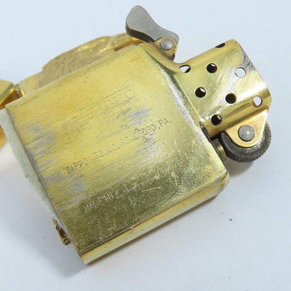 実際に弊社で買取させて頂いたZIPPO/ジッポー HARLEY-DAVIDSON/ハーレーダビッドソン イーグルメタル貼り ゴールド 1992年製の画像 6枚目