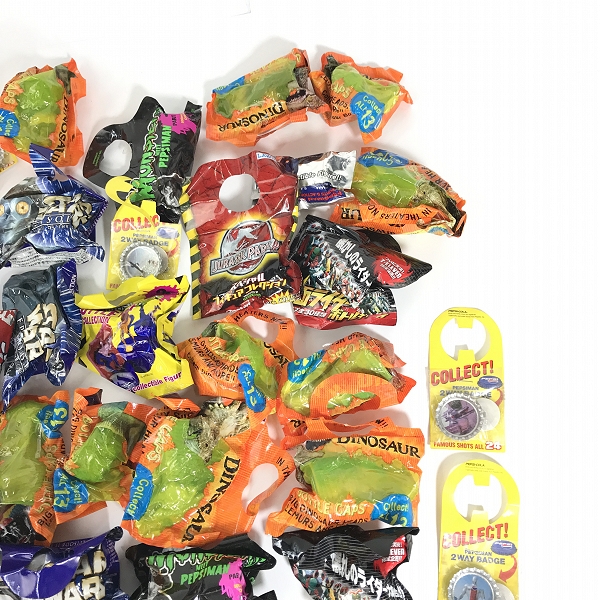 実際に弊社で買取させて頂いた【おまとめ】ペプシマン/ファイナルファンタジー/ダイナソー/仮面ライダー 他 ボトルキャップ フィギュア の画像 2枚目