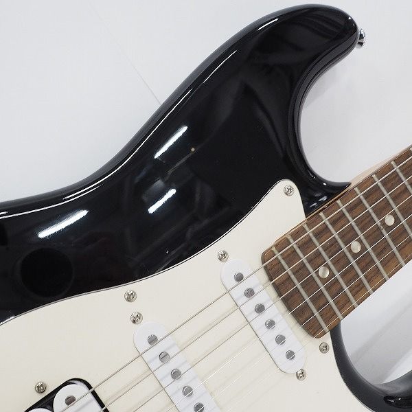 実際に弊社で買取させて頂いた★FERNANDES/フェルナンデス LE-1Z BLK/R 2013 ストラトキャスターType SSH エレキギター ソフトケース付の画像 5枚目