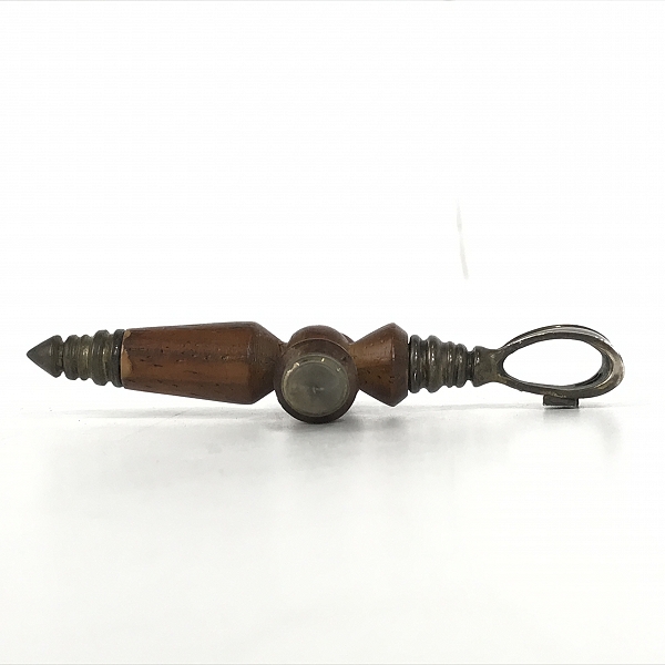 実際に弊社で買取させて頂いたSTANLEY GUESS/スタンリーゲス スモール ウッド クロス ペンダントトップ/ネックレスの画像 3枚目