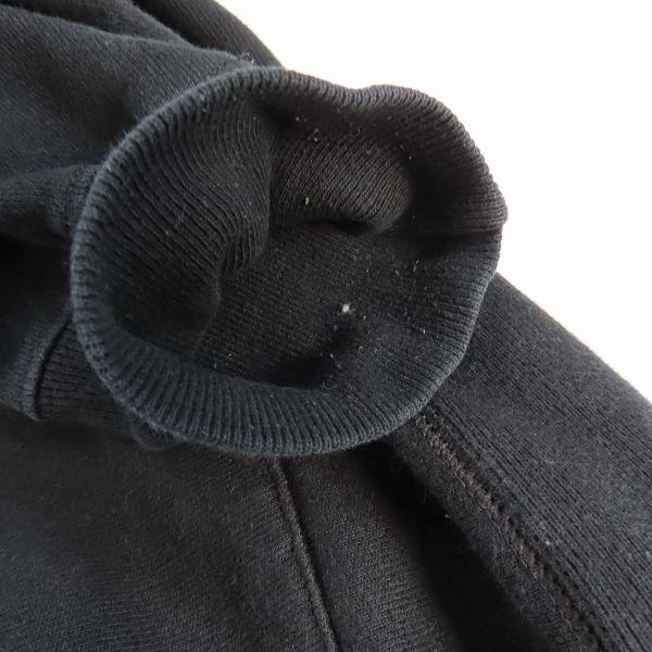 実際に弊社で買取させて頂いたChampion/チャンピオン REVERSE WEAVE/リバースウィーブ プルオーバーパーカー ブラック GF68/2XLの画像 6枚目