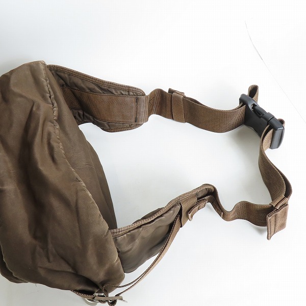実際に弊社で買取させて頂いたPORTER Classic/ポータークラシック SUPER NYLON WAIST BAG スーパーナイロン ブラウン ウエストバッグの画像 2枚目