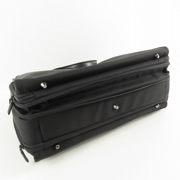 実際に弊社で買取させて頂いたZERO HALLIBURTON/ゼロハリバートン ZEST2/ゼスト2 ブリーフケースの画像 4枚目