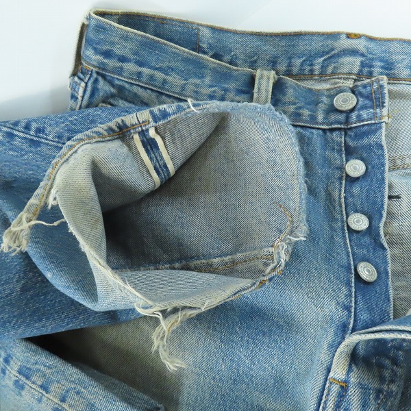 実際に弊社で買取させて頂いたLEVIS/リーバイス ボタン裏刻印524 ボタンフライ デニムパンツ/ジーンズの画像 5枚目