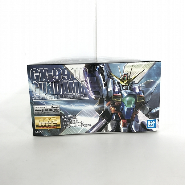 実際に弊社で買取させて頂いた【未組立】BANDAI/バンダイ GX-9900 ガンダムX 1/100スケール マスターグレードモデル/ガンプラの画像 5枚目