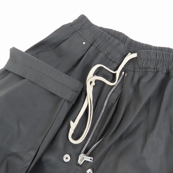 実際に弊社で買取させて頂いたRick Owens/リックオウエンス BAUHAUS BELA ショーツ RU02C7348-TE/50の画像 2枚目