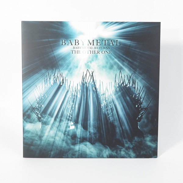 実際に弊社で買取させて頂いたBlu-ray/BD/ブルーレイ BABYMETAL/ベビーメタル RETURNS -THE OTHER ONE- (完全生産限定版)