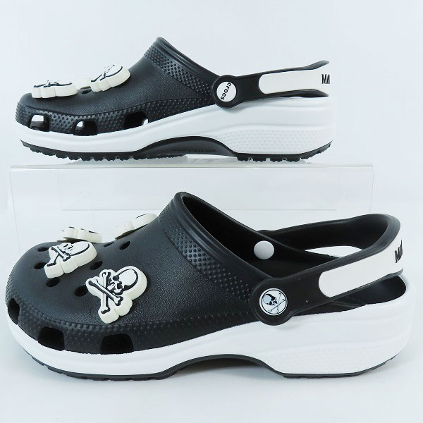 実際に弊社で買取させて頂いた【未使用】MASTERMIND×CROCS/マスターマインド×クロックス Classic Crog シューズ 208211-066/9の画像 3枚目