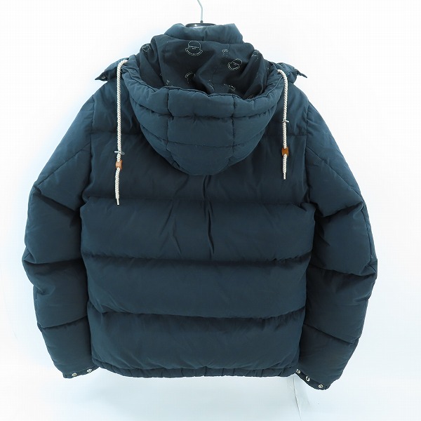 実際に弊社で買取させて頂いたMONCLER×visvim/モンクレール×ヴィズヴィム 11AW BOROSIRI ダウンジャケット 1209V4137405-54058 1の画像 1枚目