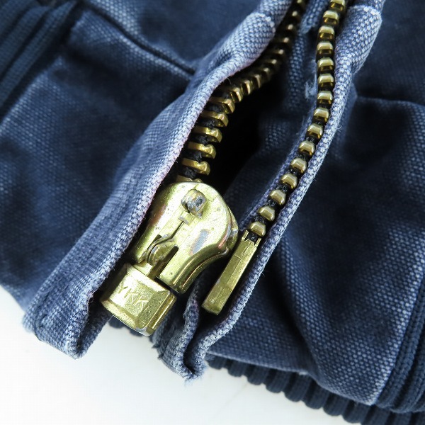 実際に弊社で買取させて頂いた【難あり】Carhartt/カーハート アクティブジャケット J130 MDT/Sの画像 4枚目