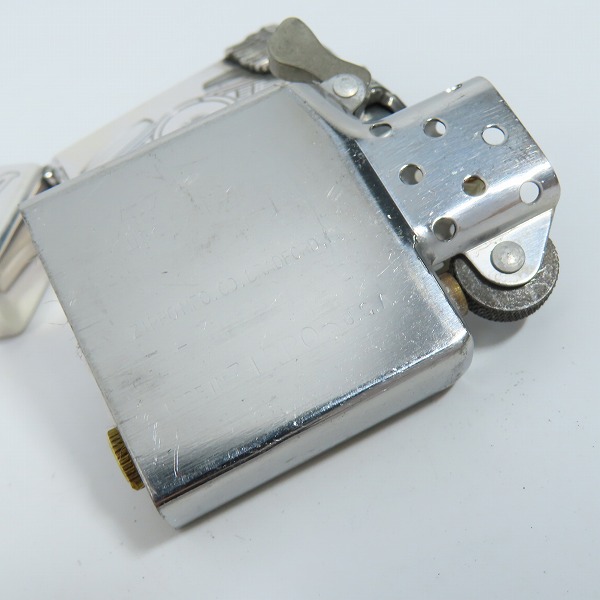 実際に弊社で買取させて頂いたZIPPO/ジッポー HARLEY-DAVIDSON ハーレーダビッドソン LIVE TO RIDE サイドメタル 1993年製の画像 5枚目