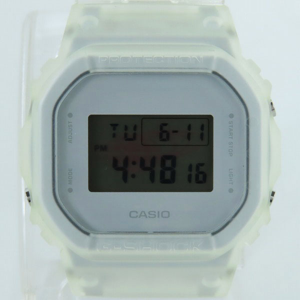 実際に弊社で買取させて頂いたBEAMS×G-SHOCK/ビームス×Gショック 別注 クレイジーパターン ホワイト DW-5600VT