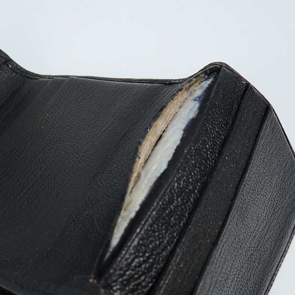 実際に弊社で買取させて頂いた(2)CHANEL/シャネル ココボタン Ｗホック レザー 二つ折り財布 コンパクトウォレット ブラックの画像 6枚目