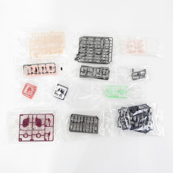 実際に弊社で買取させて頂いた【未組立】KOTOBUKIYA/コトブキヤ メガミデバイス アリス ギア アイギス 相河 愛花 仁愛の画像 2枚目