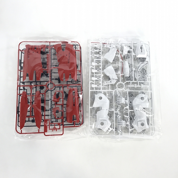 実際に弊社で買取させて頂いた【未組立】BANDAI/バンダイ 1/144 GF13-001NHⅡ マスターガンダム&風雲再起 HGの画像 2枚目