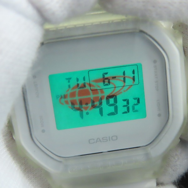 実際に弊社で買取させて頂いたBEAMS×G-SHOCK/ビームス×Gショック 別注 クレイジーパターン ホワイト DW-5600VTの画像 4枚目