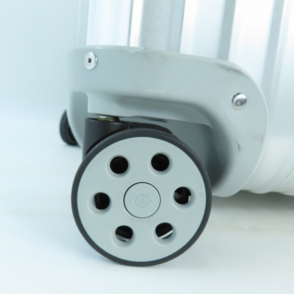 実際に弊社で買取させて頂いたRIMOWA/リモワ ORIGINAL Trunk XL 4輪 キャリーキース 925.85/130Lの画像 4枚目