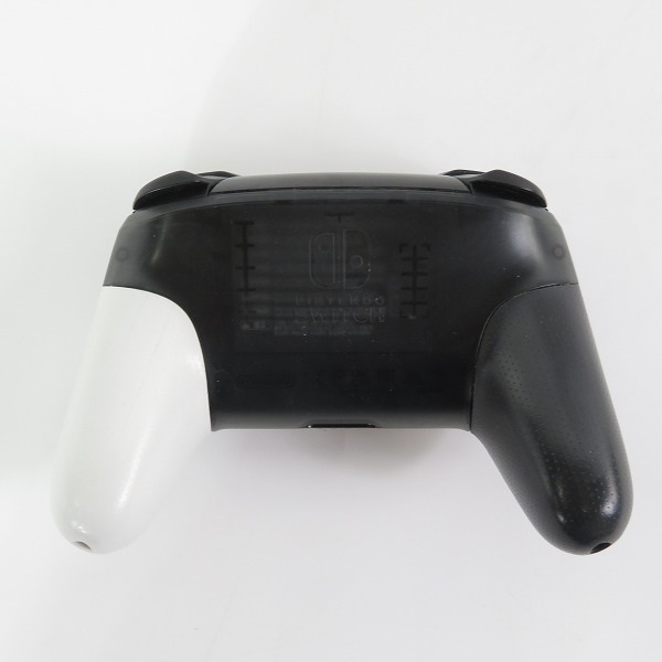 実際に弊社で買取させて頂いたNintendo Switch Pro コントローラー ゼルダの伝説 ティアーズ オブ ザ キングダムエディション HAC-013【簡易動作確認済】の画像 1枚目