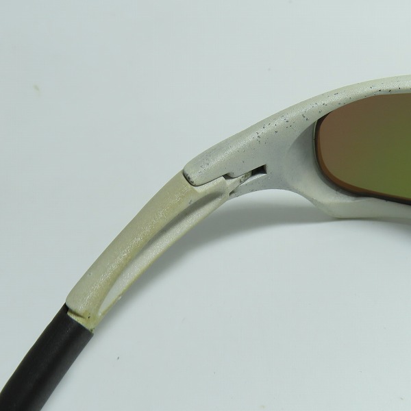 実際に弊社で買取させて頂いたOAKLEY/オークリー MAGNESIUM SWITCH/マグネシウム スイッチ  MAG SWITCH/マグスイッチ サングラス/アイウェアの画像 4枚目