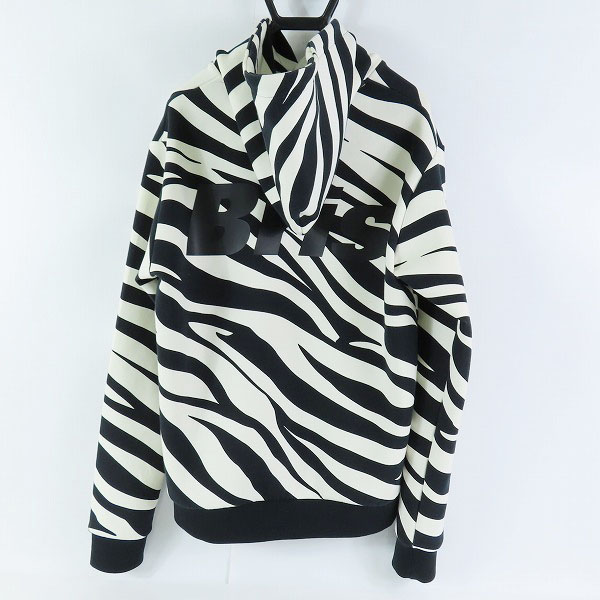 実際に弊社で買取させて頂いたF.C.Real Bristol/エフシーレアルブリストル 23AW TECH SWEAT TRAINING HOODIE テックスウェット ゼブラ柄 FCRB-232038/Mの画像 1枚目