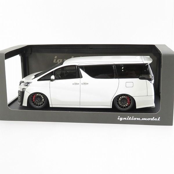 実際に弊社で買取させて頂いたイグニッションモデル 1/18 Toyota Vellfire/トヨタ ヴェルファイア H30W ZG ホワイト/ミニカーの画像 1枚目